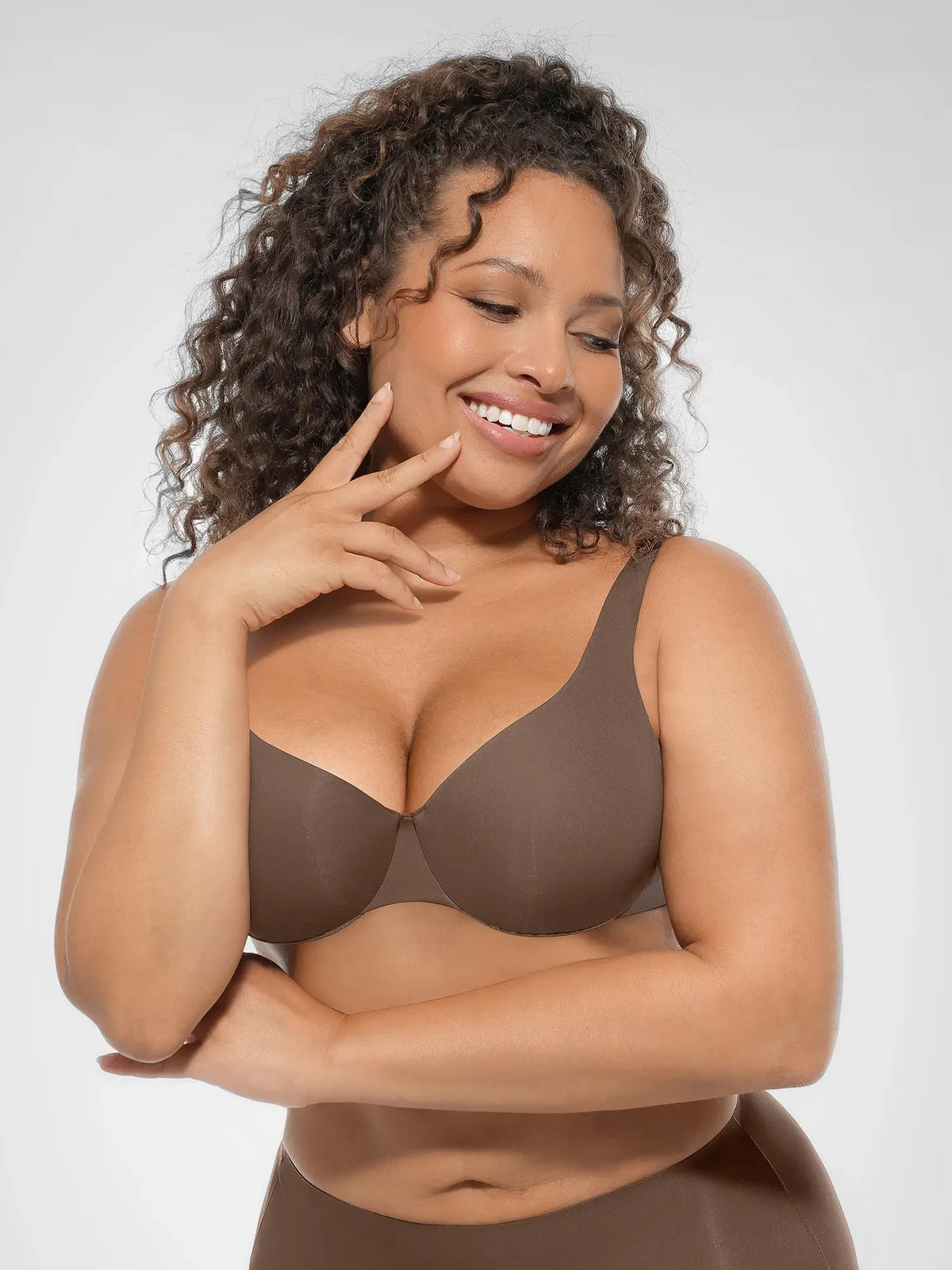 Adjustable-Strap Underwire V-neck Bra